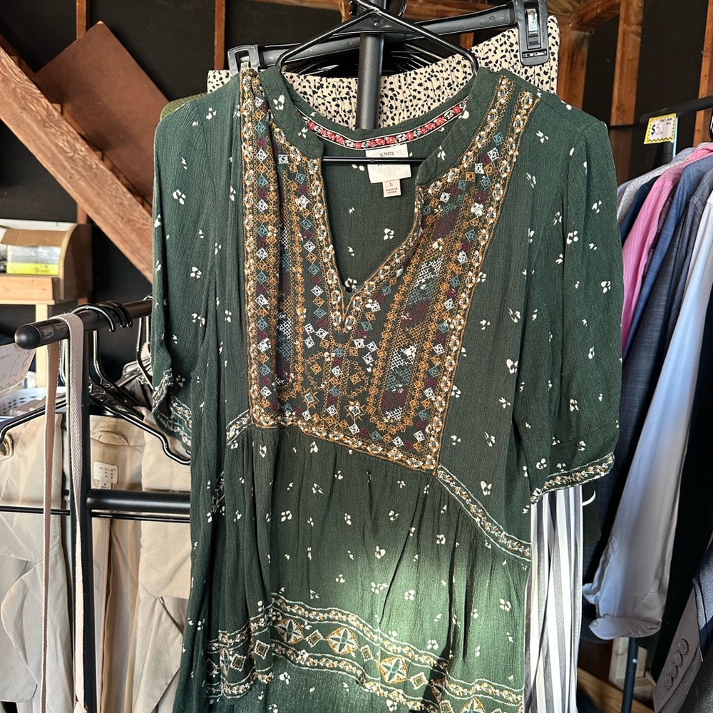 Knox Rose Forest Green Embroidered Boho Top with Red Trim